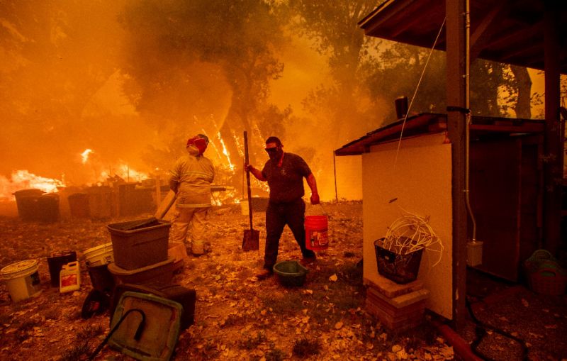 raging wildfires California wildfires death California raging