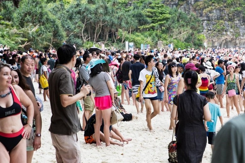 DOT gives tourism firms licence warning