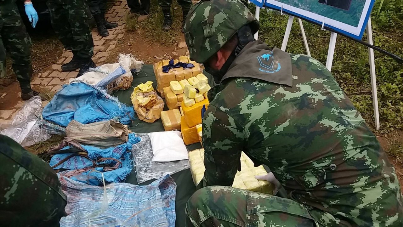 Drug mule killed in shootout with troops, 400,000 meth pills seized