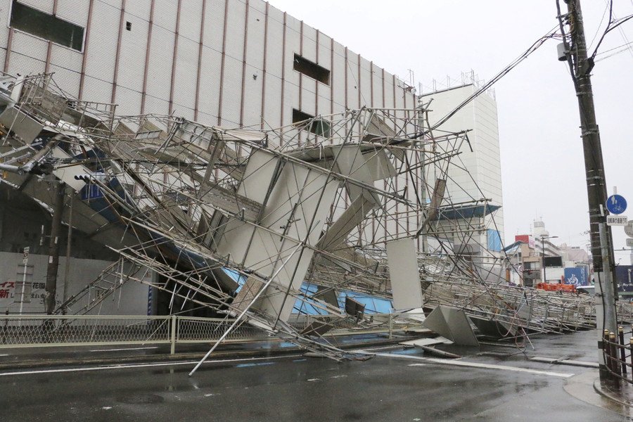 9 dead, 300+ injured as typhoon Jebi leaves trail of destruction in Japan