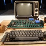 Apple-1 computer fetches $375,000 at auction