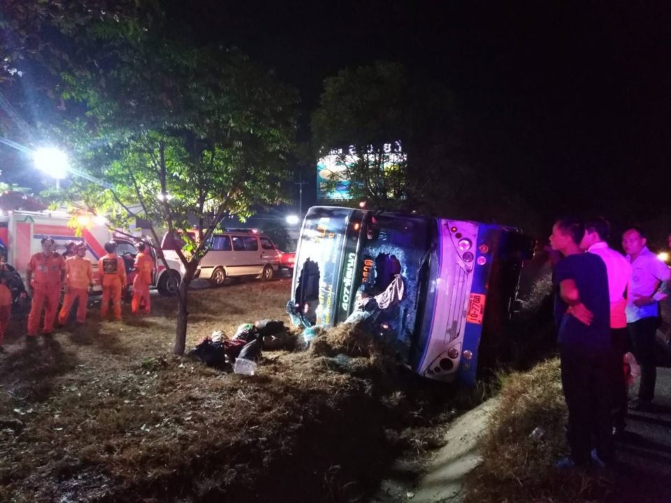 Bus flips in Nakhon Ratchasima, 31 hurt