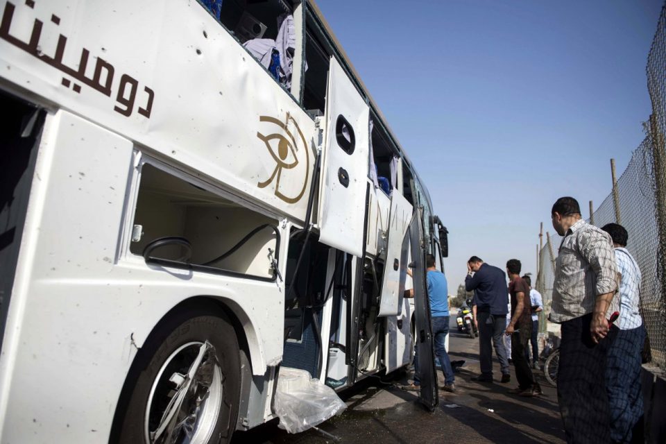 Bomb blast hits tourist bus near Egypt pyramids, injuring 17