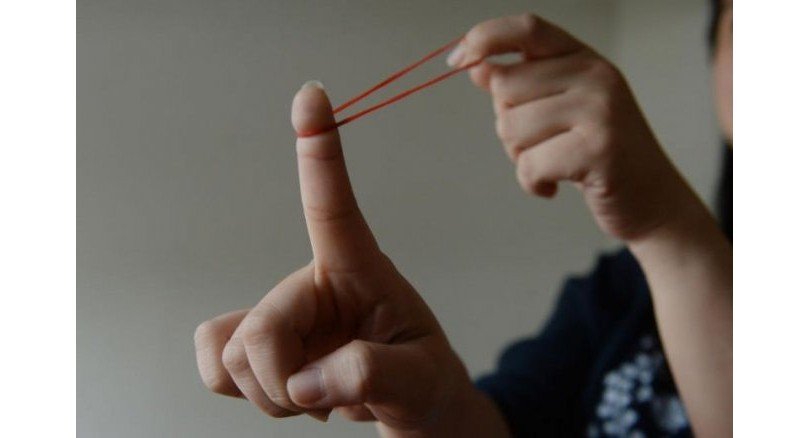 Man fined $300 for shooting 2 rubber bands onto public road