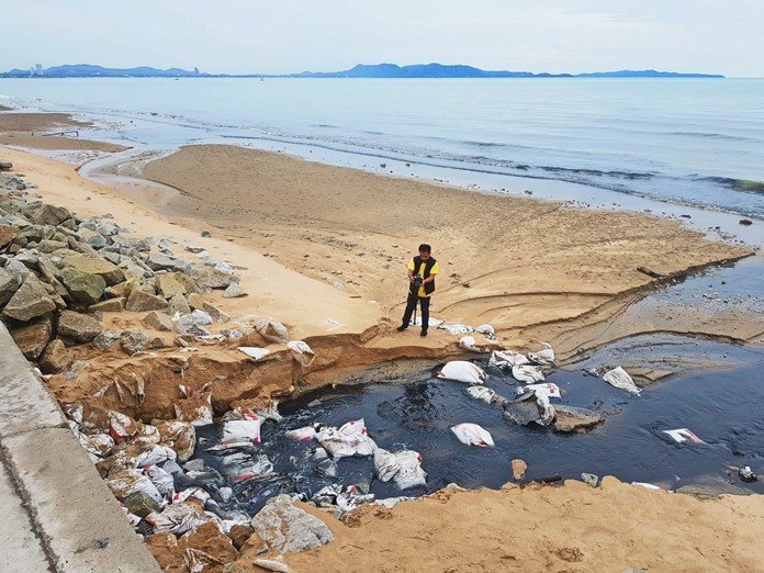 Najomtien beach fouled again by sewage