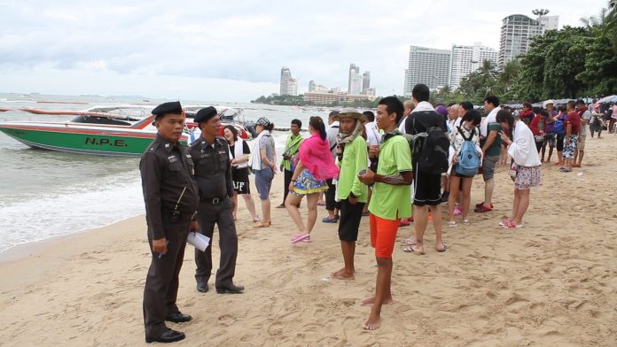 Police continue to crackdown on illegal tours and tour guides in Pattaya
