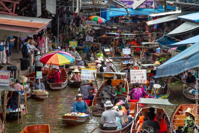 4 Tips for Seeing Bangkok on a Budget
