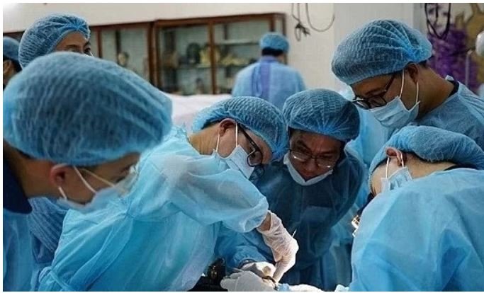 American dies at Saigon cosmetic surgery clinic