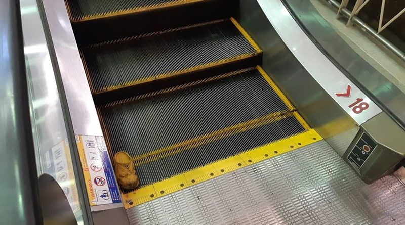 Child almost loses his foot to escalator