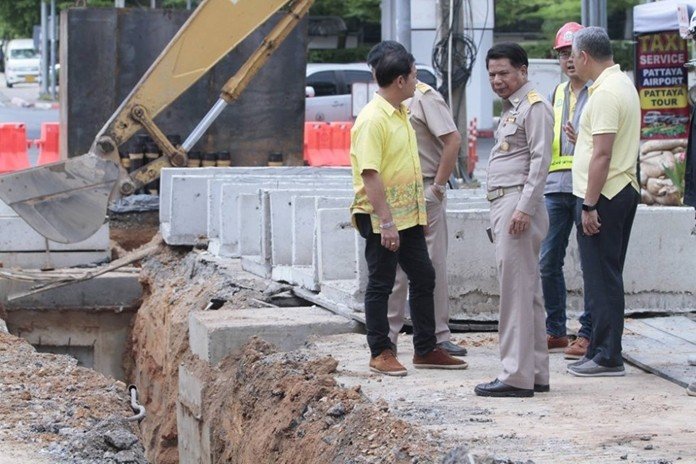 Deputy Manager inspects city-wide construction