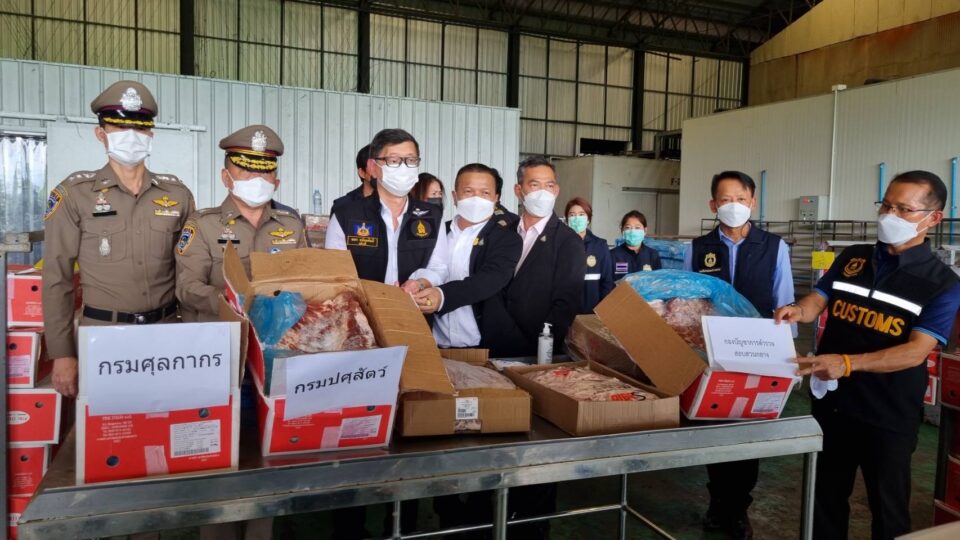 135 tonnes of smuggled frozen pork and chicken seized
