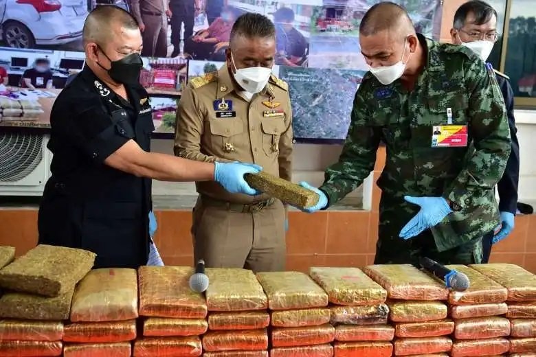 Thai provinces told to submit list of suspected drug dealers