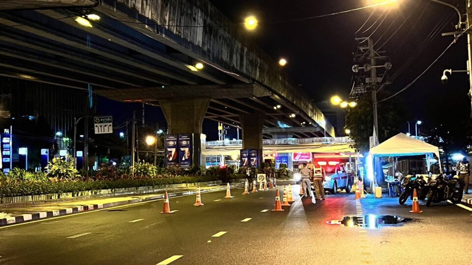 Checkpoints set up at Queen Sirikit National Convention Centre