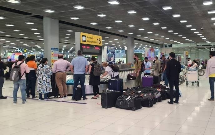 Baggage reclaim service provider at Suvarnabhumi airport faces ultimatum