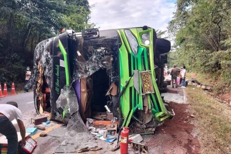 Bus overturns, 1 killed, 46 injured