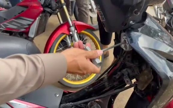Gang of boys arrested for allegedly stealing motorcycles