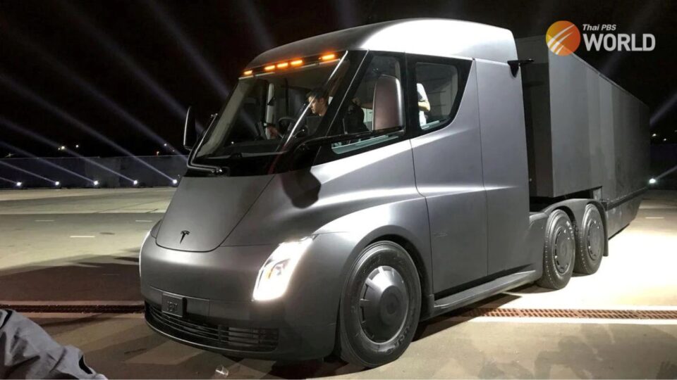 Musk set to finally take wraps off Tesla truck