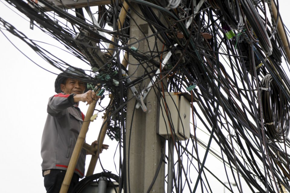 Cables go underground in Pattaya