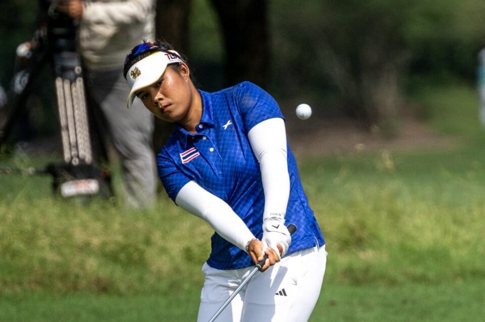 Thai women win gold in golf.