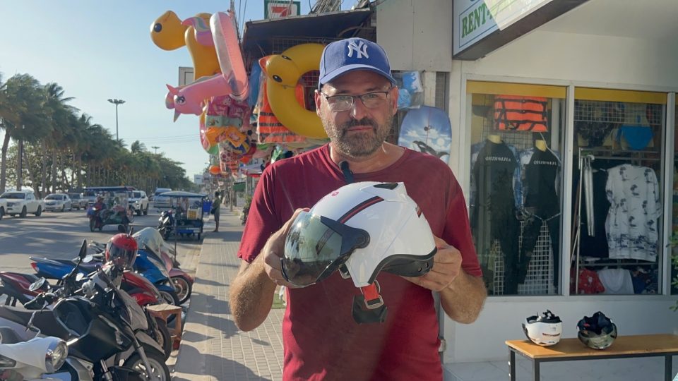 Expat in Pattaya Wins Hearts with Free Motorbike Helmets