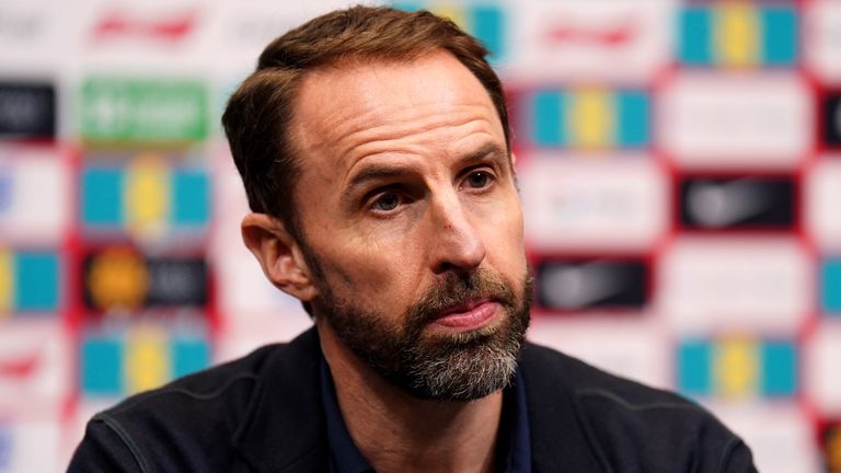 Gareth Southgate Stays Committed to England Amid Manchester United Season