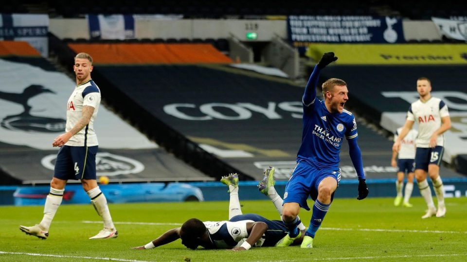 Jamie Vardy's Late Equalizer Secures Draw for Leicester