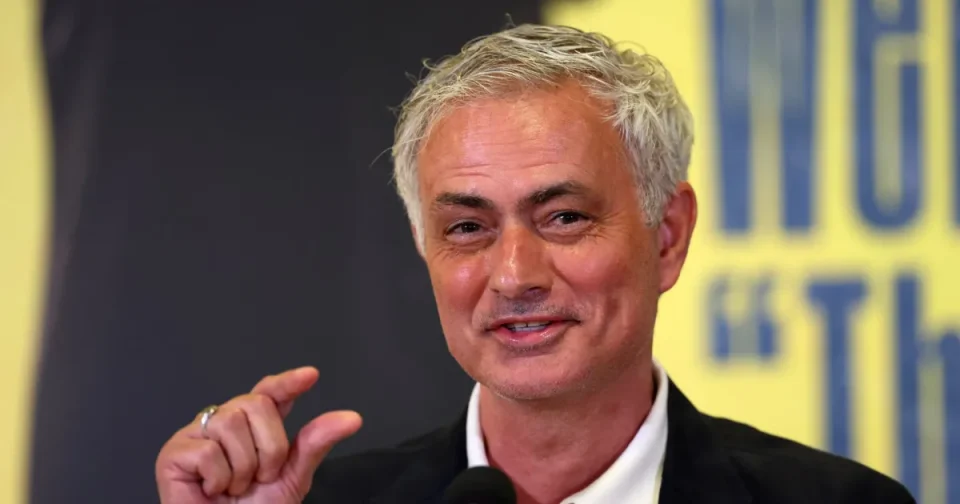 Mourinho Takes Aim at Tottenham in Fenerbahce Press Conference