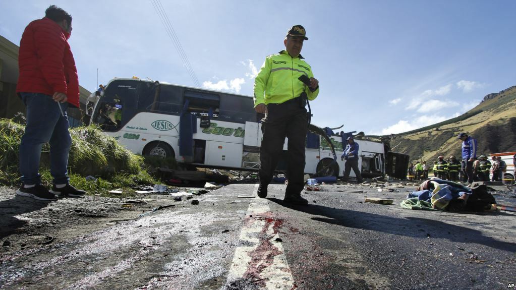 Bus accident Ecuador kills 24