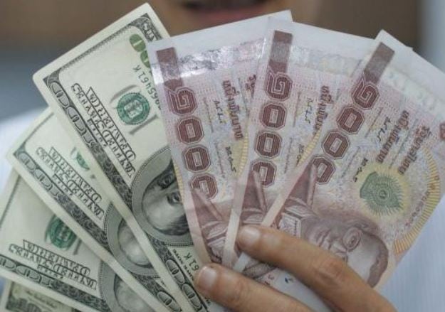 Baht under pressure at last, expected to weaken