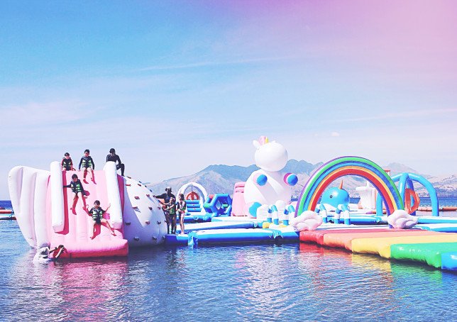 Cancel all your holiday plans - there's an inflatable unicorn island