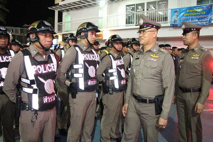 City Police Officials inspect Soi 6, Central Pattaya bars for violations, find none