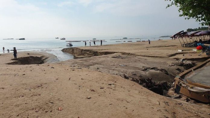 Pattaya Beach crisis