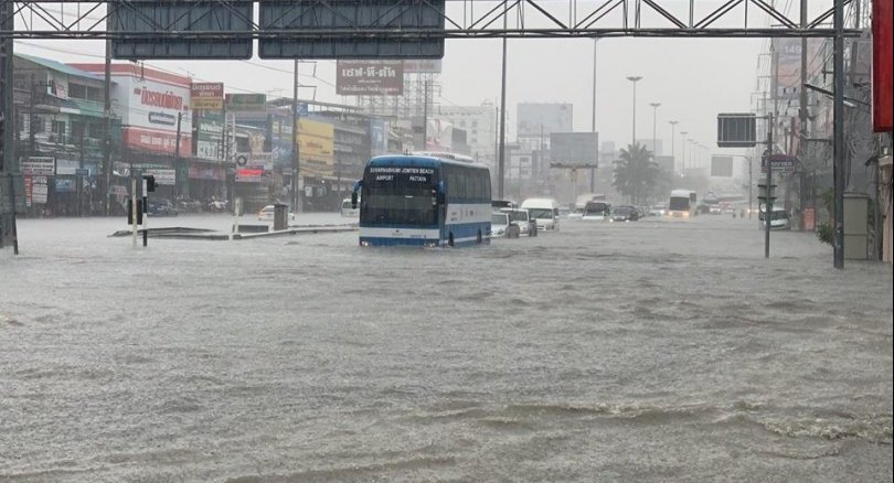 Pattaya under water