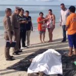 Russian tourist finds DRUNK HUSBAND washed up on Samui beach