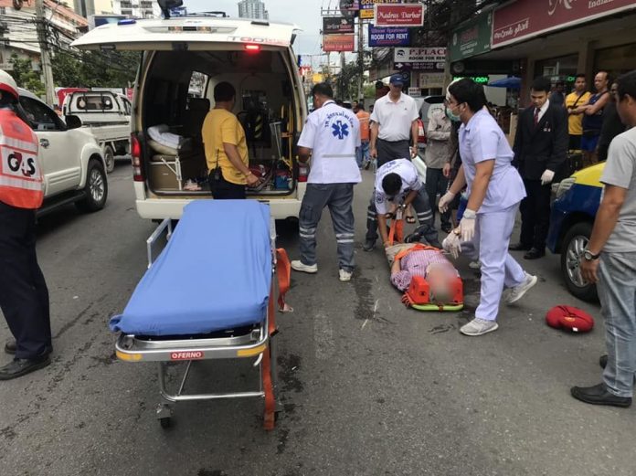 Foreign tourist hit by motorbike crossing Second Road near