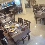 Diner in Pattaya caught on CCTV ‘mixing hair in food’ to demand