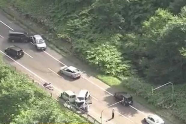 GPS navigates Thai driver straight into a HEAD-ON COLLISION