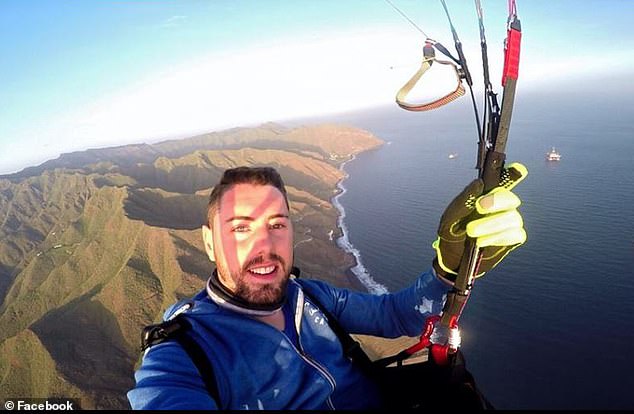 YouTuber Ruben Carbonell dies after his parachute fails to open