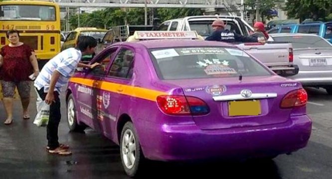 Bangkok cabbie robs passenger of Bht3.6 MILLION