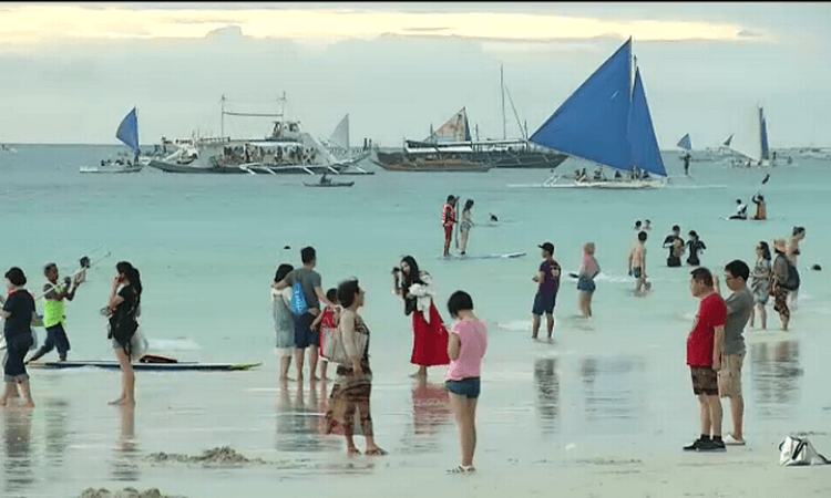 Αποτέλεσμα εικόνας για Philippines expects to attract 4 million Chinese tourists per year