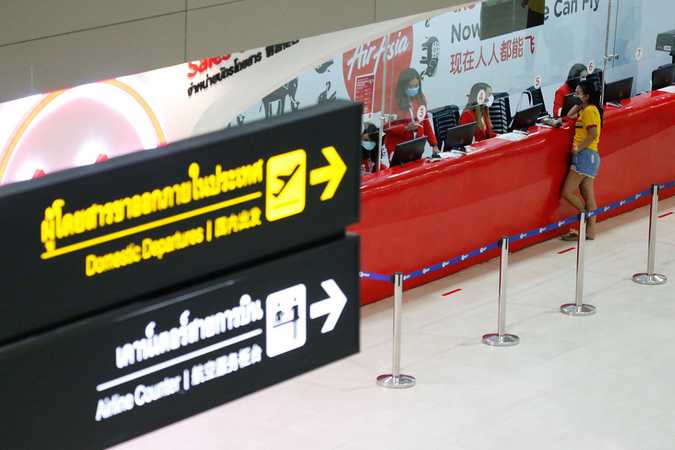 The buzz returned to Don Mueang Airport on Friday (May 1), as Thai AirAsia and Thai Lion Air resumed flights on domestic routes after flying was temporarily halted due to the Covid-19 outbreak.Passengers started arriving from 5am. The airport has installed additional measures to screen passengers, such as thermometers at every entrance, including the exit at the passenger terminal. Officers are enforcing distancing between passengers to reduce the risk of being infected with Covid-19.