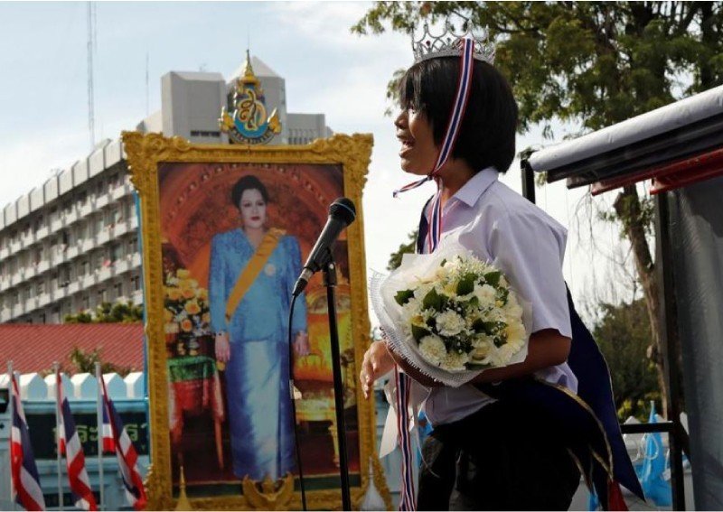 Thai students