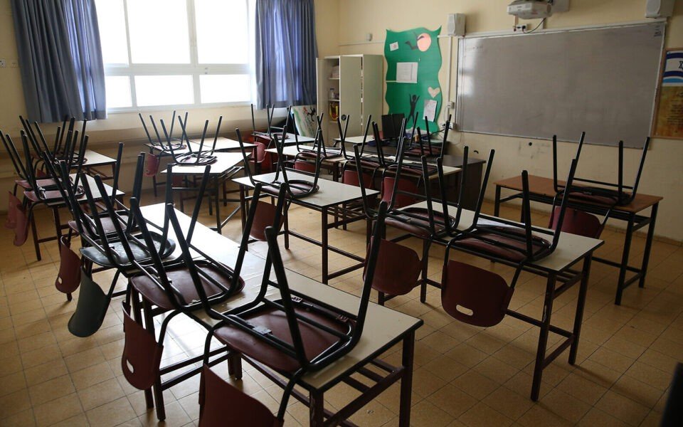schools closed during epidemic aftermath