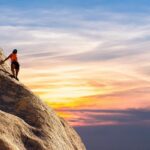 mOUNTAIN CLIMBERS ON pATTAYAONE