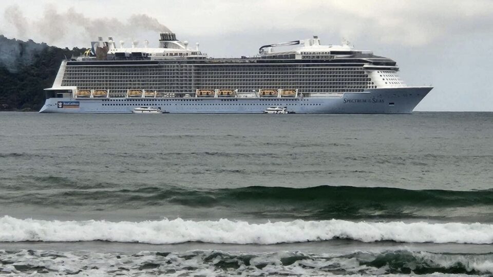 First cruise ship in three years docks in Phuket today