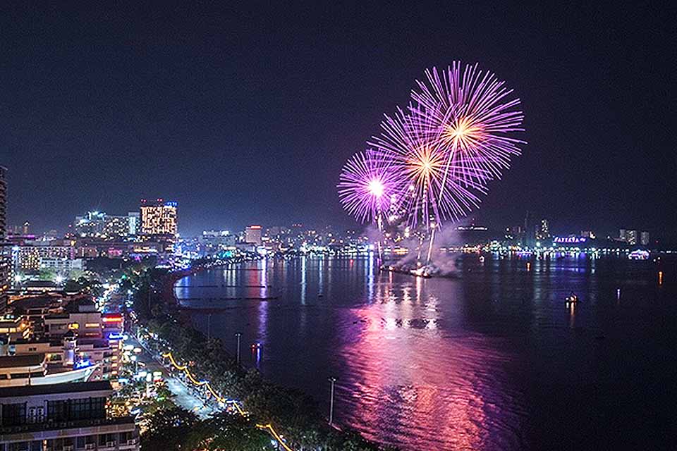 Pattaya International Fireworks Festival 2022 Pattaya One News