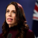 jacinda adern steps down