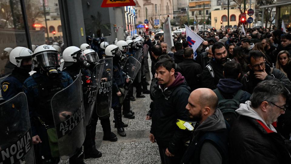 Greek train accident arrests