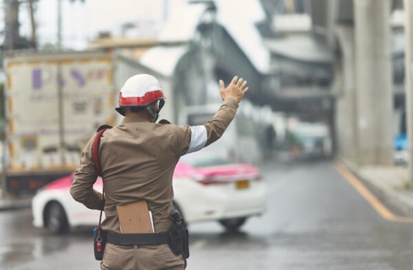 Thai man grabs police officers gun