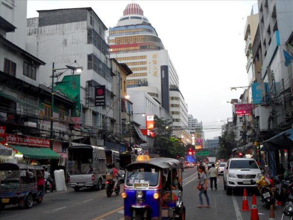 Police chief claims no Chinese cops on Thai streets